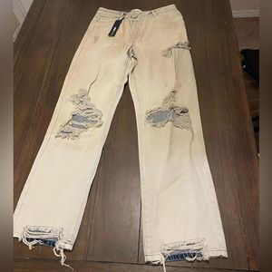Fashionnova Distressed jeans- NWT